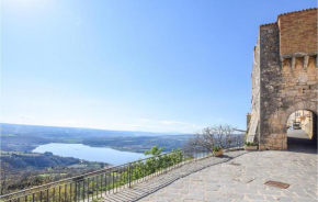 2 Bedroom Cozy Apartment In Civitella Del Lago